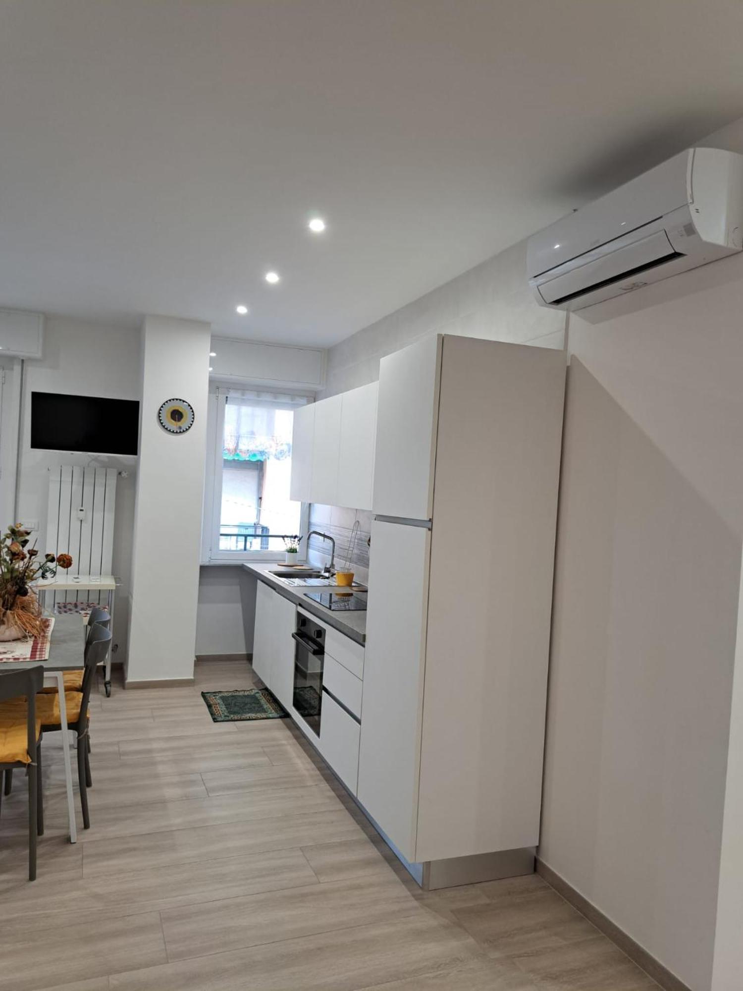 Appartement Casa Di Leo à Loano Extérieur photo